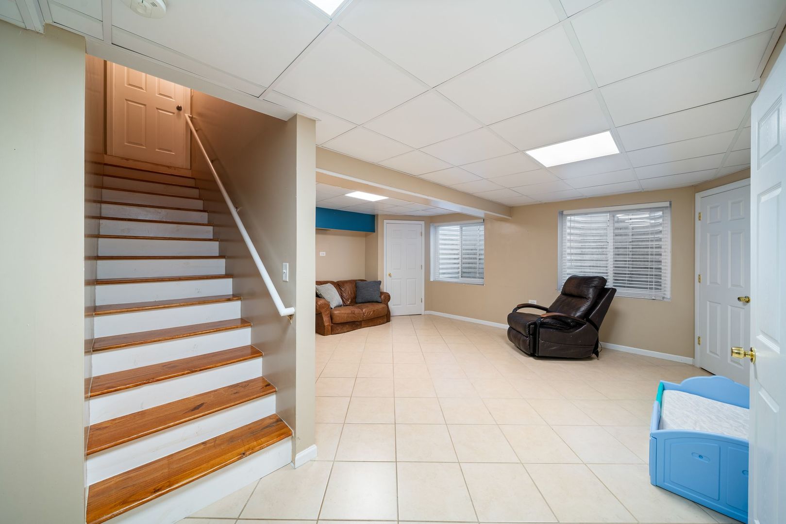 39371 Crofton Lane, Beach Park, IL 60083