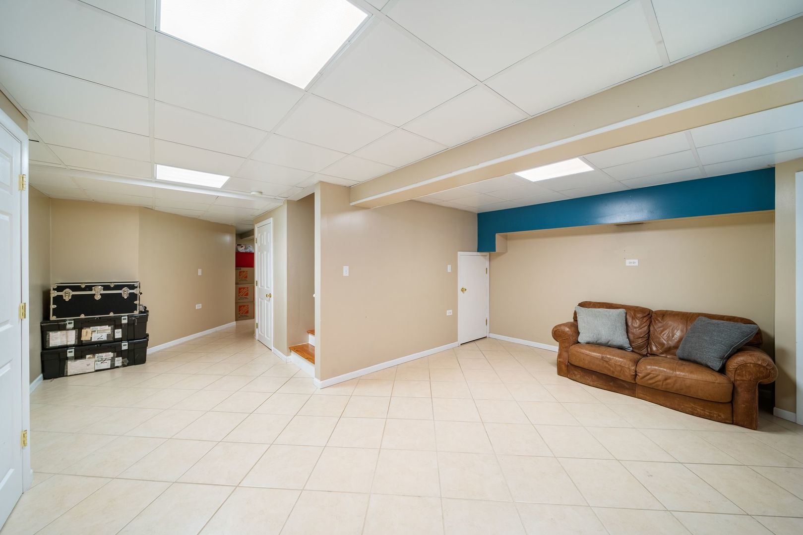 39371 Crofton Lane, Beach Park, IL 60083