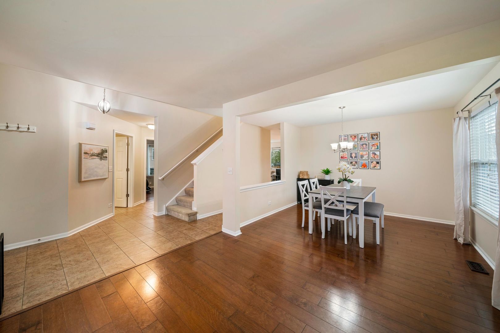 39371 Crofton Lane, Beach Park, IL 60083