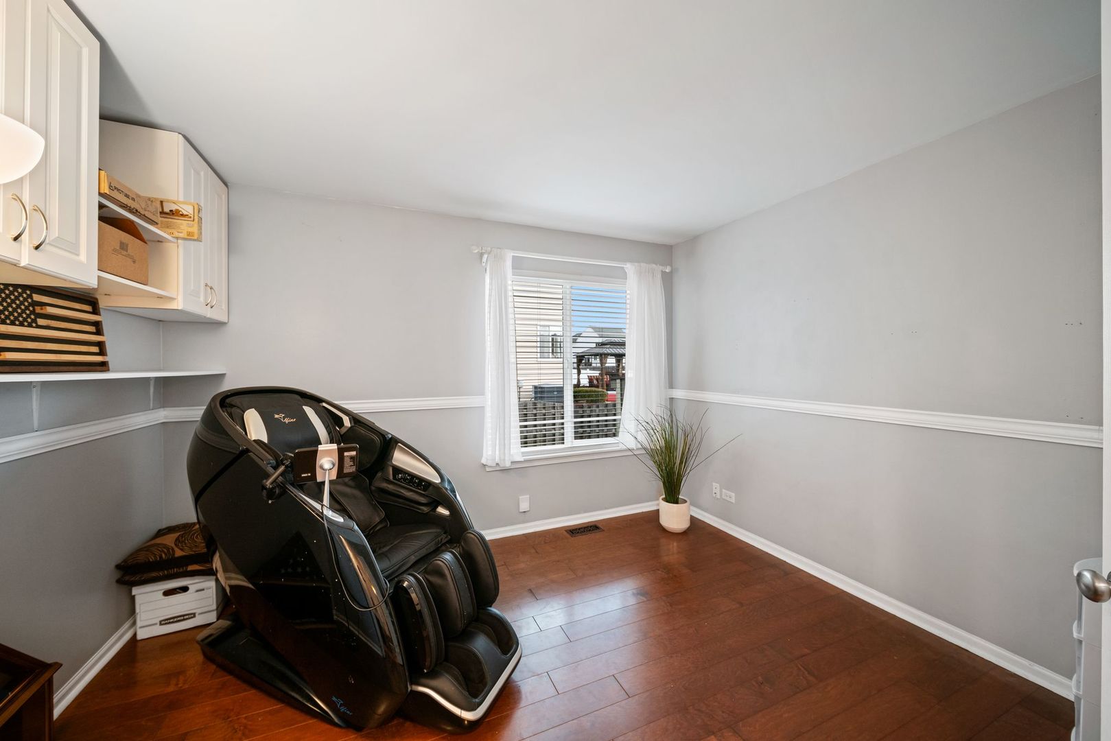 39371 Crofton Lane, Beach Park, IL 60083