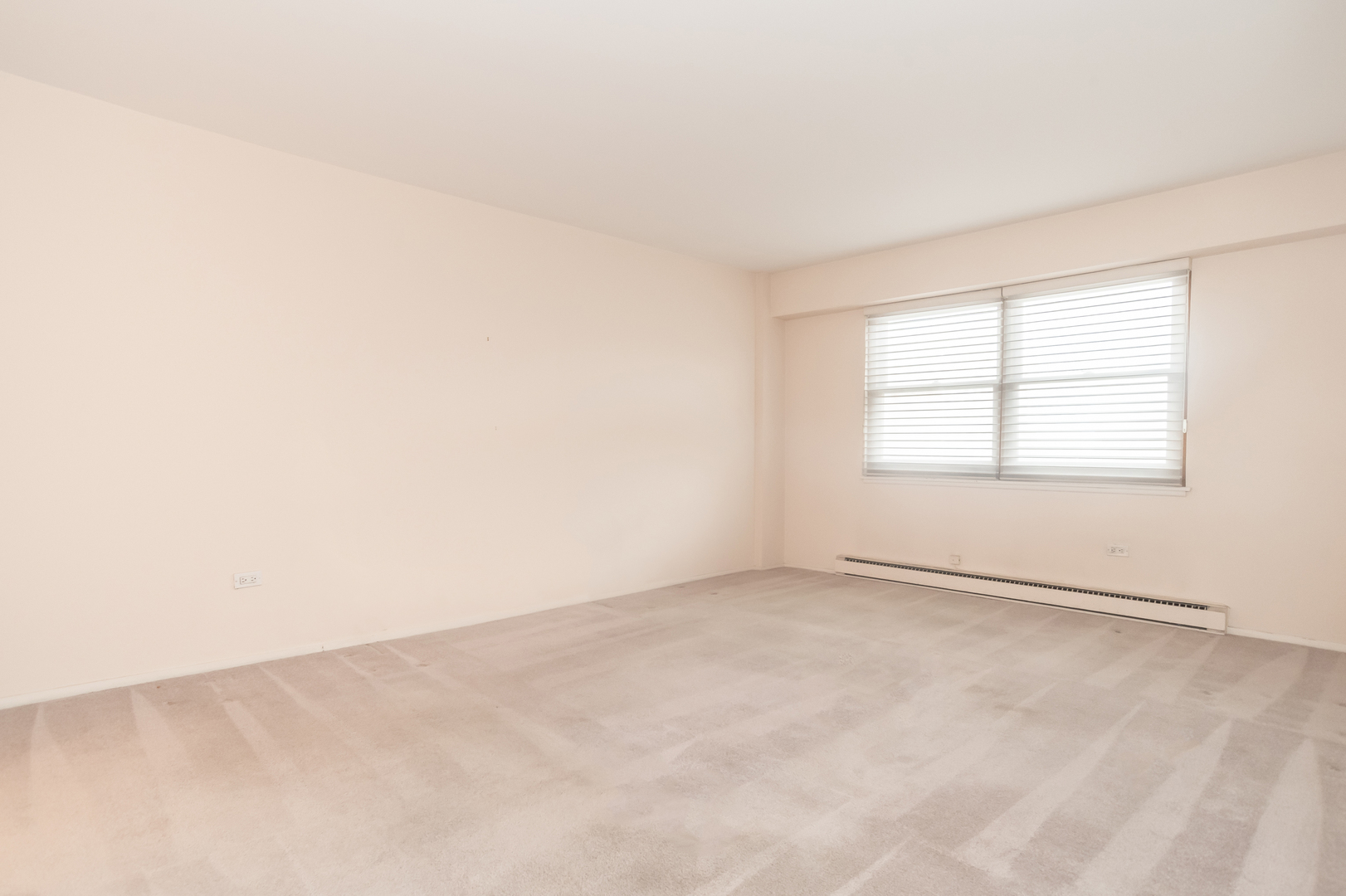 141 N La Grange Road #306, La Grange, IL 60525