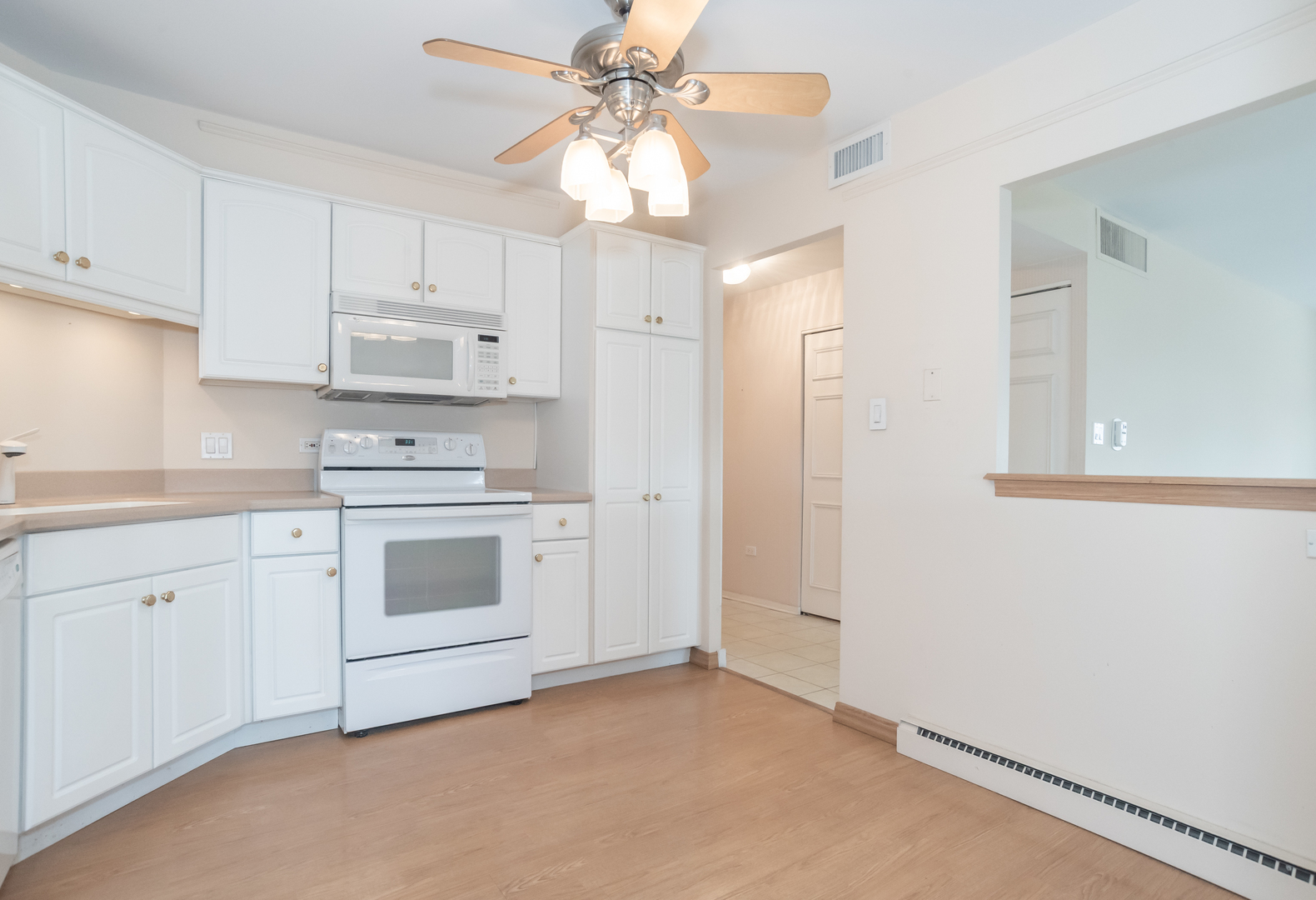 141 N La Grange Road #306, La Grange, IL 60525