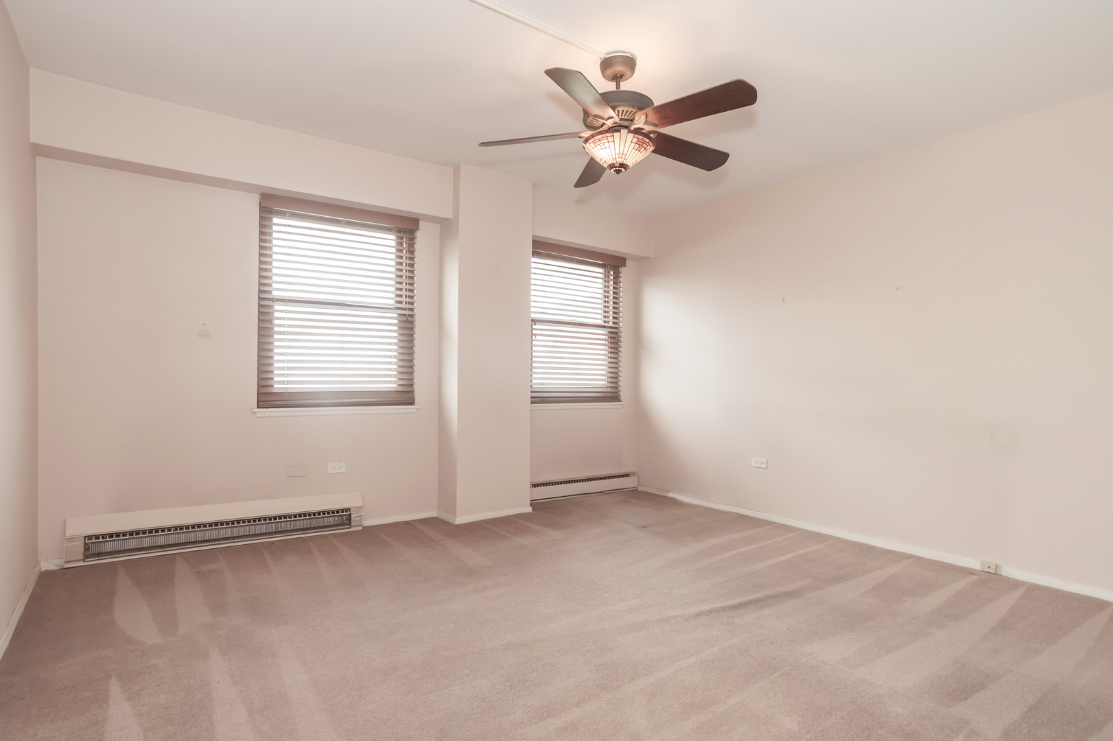 141 N La Grange Road #306, La Grange, IL 60525