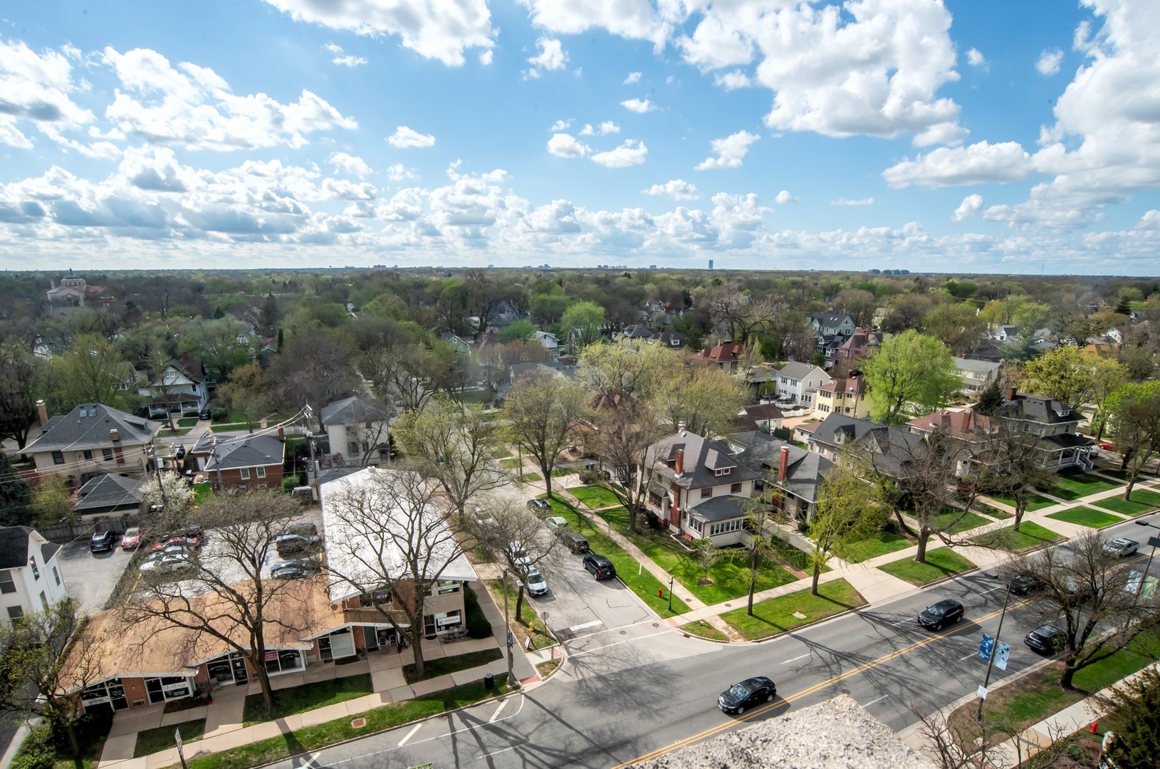 141 N La Grange Road #306, La Grange, IL 60525