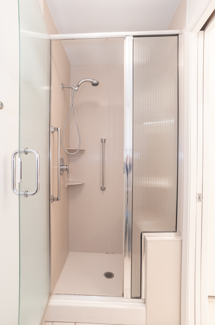 141 N La Grange Road #306, La Grange, IL 60525