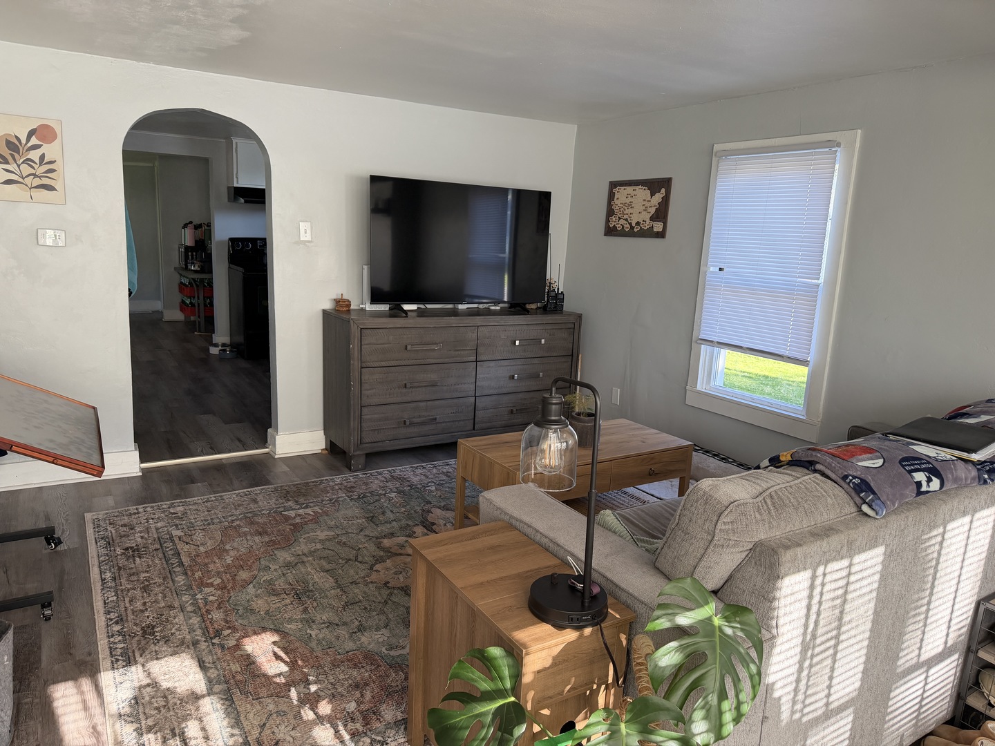 104 S State Street, Lincoln, IL 62656