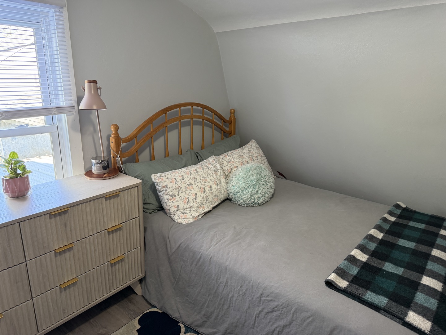 104 S State Street, Lincoln, IL 62656