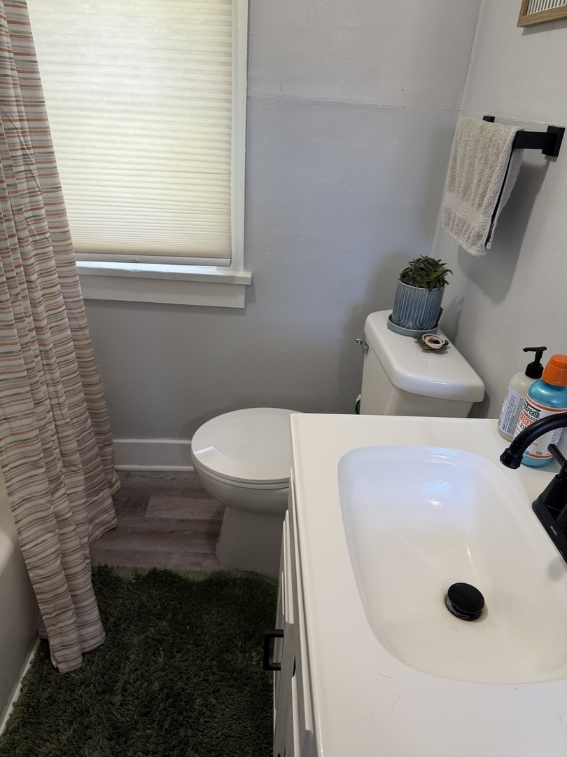 104 S State Street, Lincoln, IL 62656