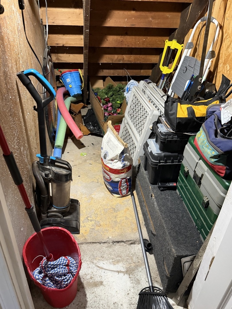 104 S State Street, Lincoln, IL 62656