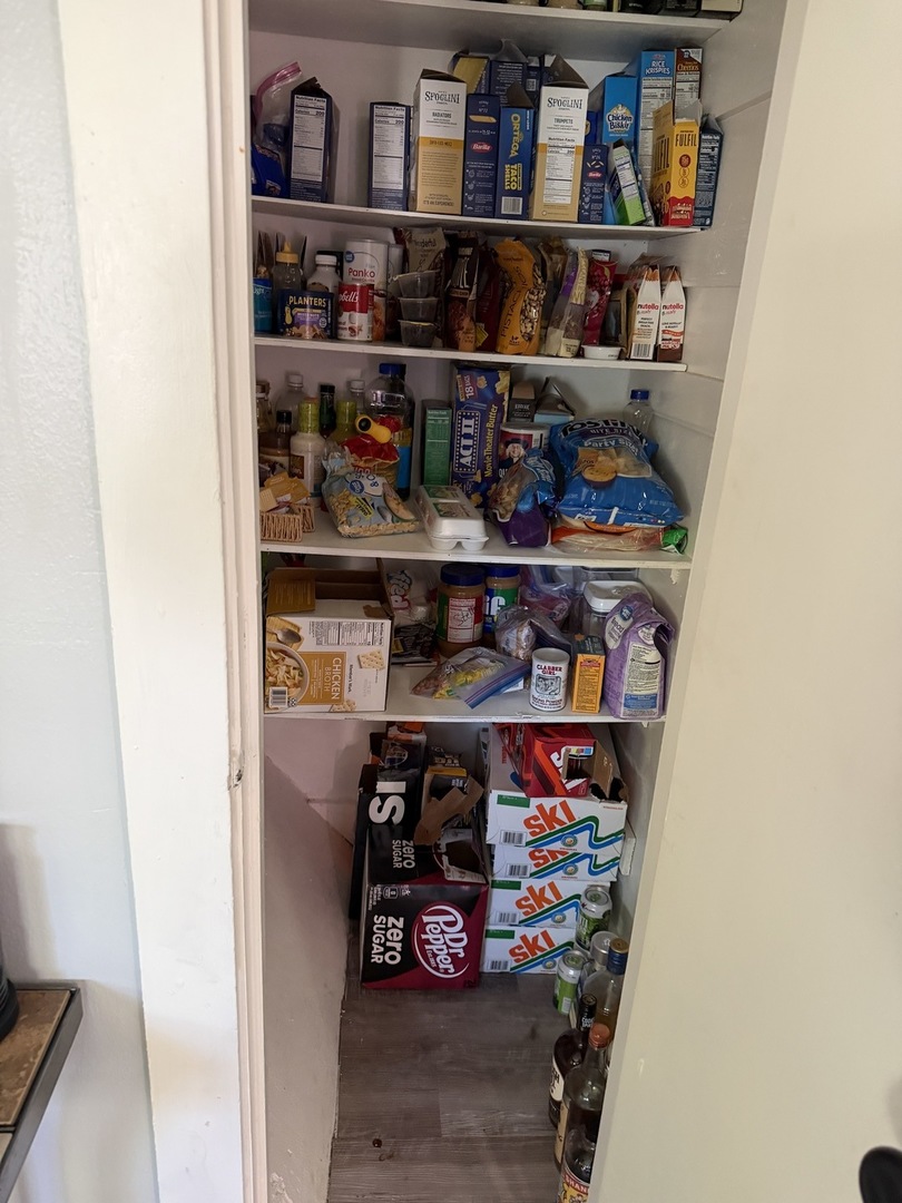 104 S State Street, Lincoln, IL 62656