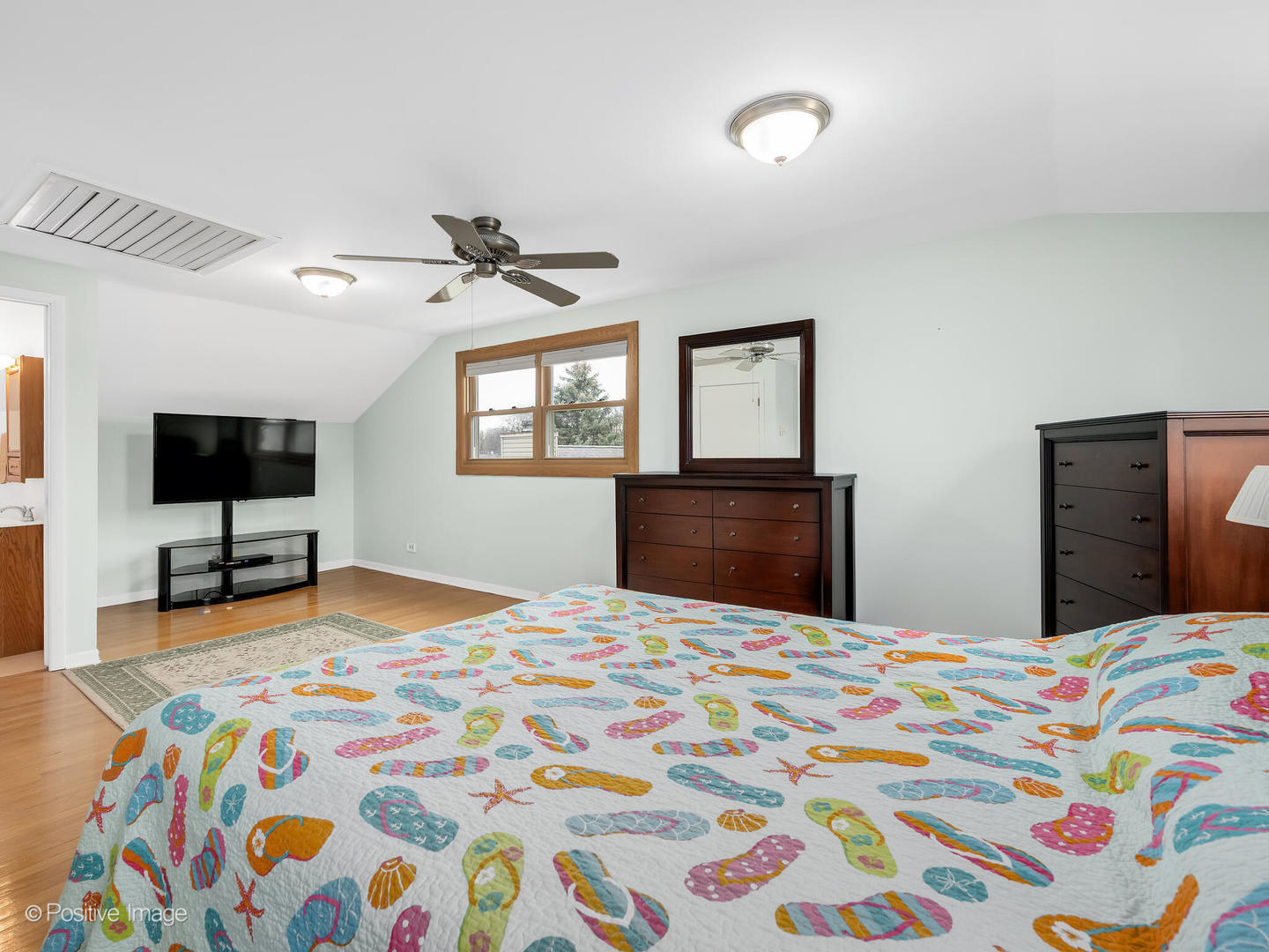 1406 E Elm Street, Wheaton, IL 60189