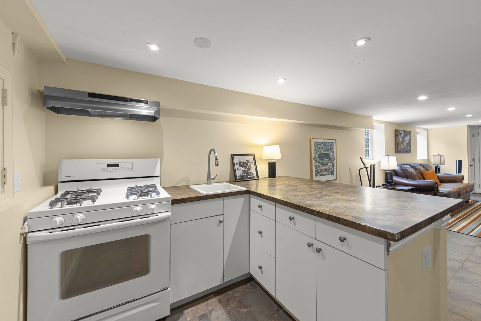 117 N Park Boulevard, Glen Ellyn, IL 60137