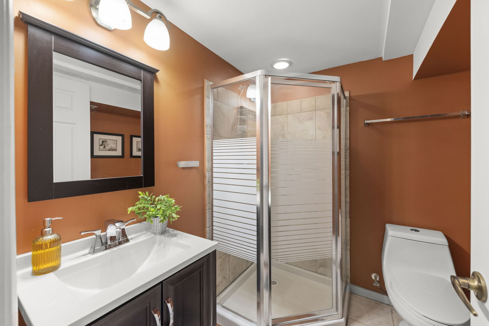 117 N Park Boulevard, Glen Ellyn, IL 60137