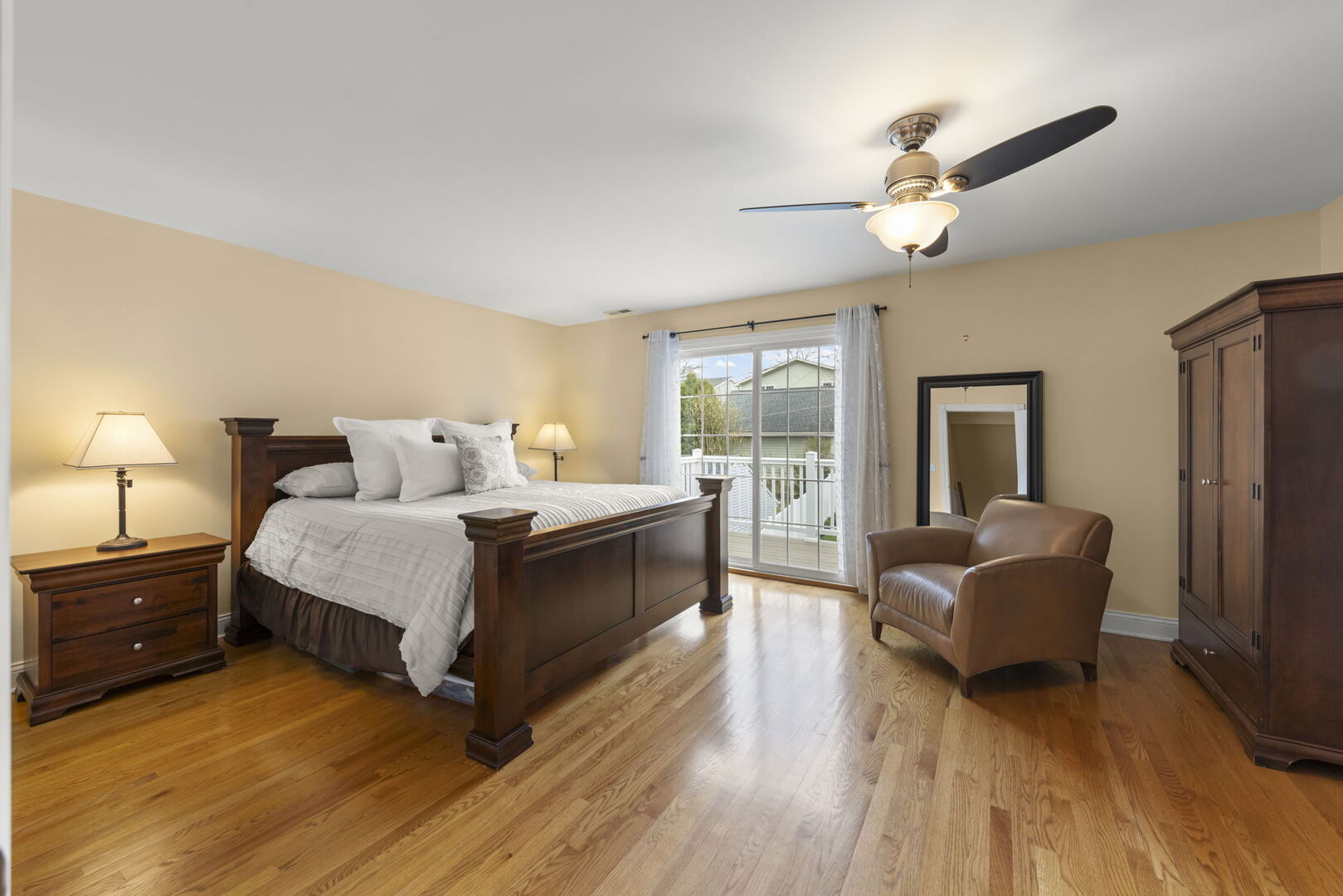 117 N Park Boulevard, Glen Ellyn, IL 60137