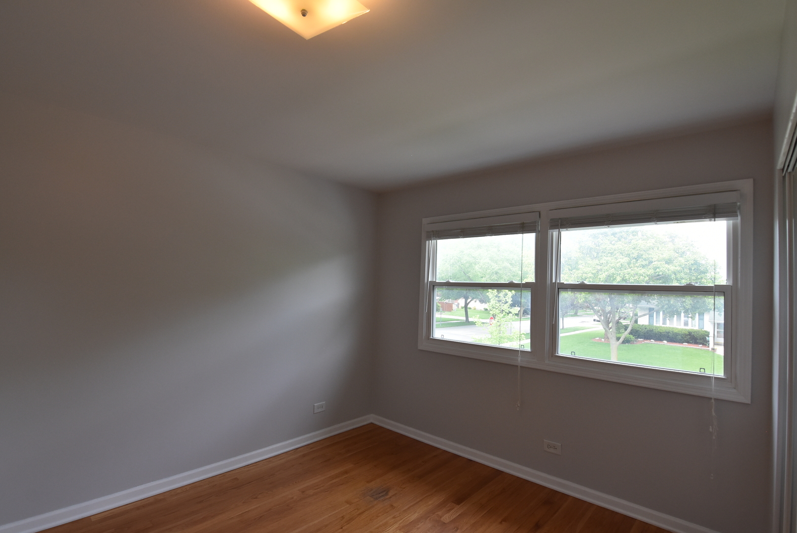 1702 N Waterman Avenue, Arlington Heights, IL 60004