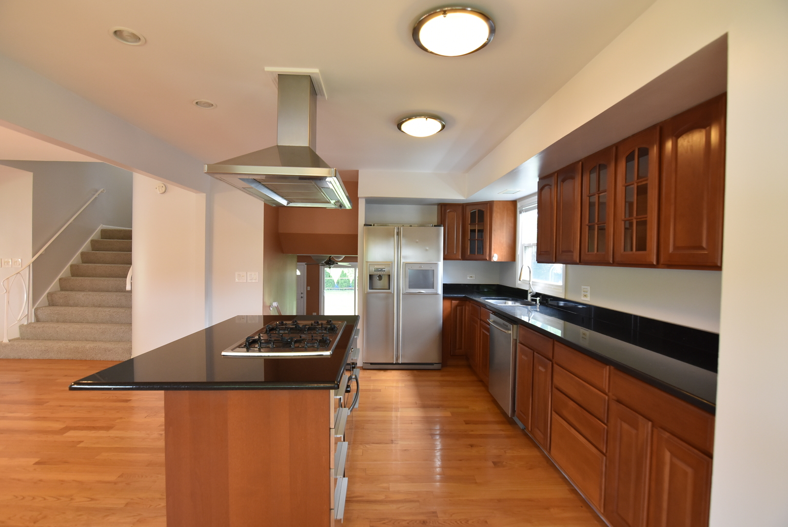 1702 N Waterman Avenue, Arlington Heights, IL 60004