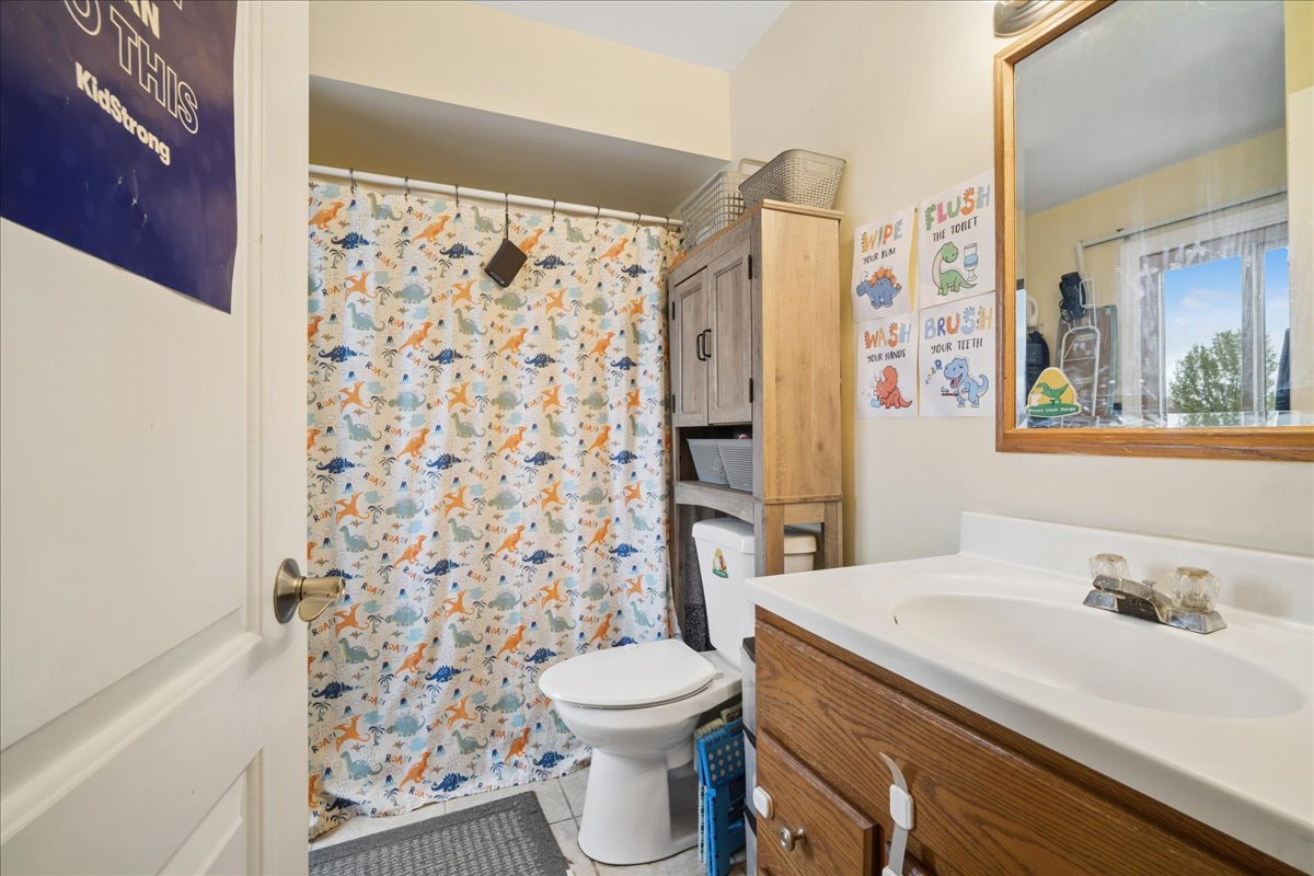 3309 Beacon Street #62, North Chicago, IL 60064