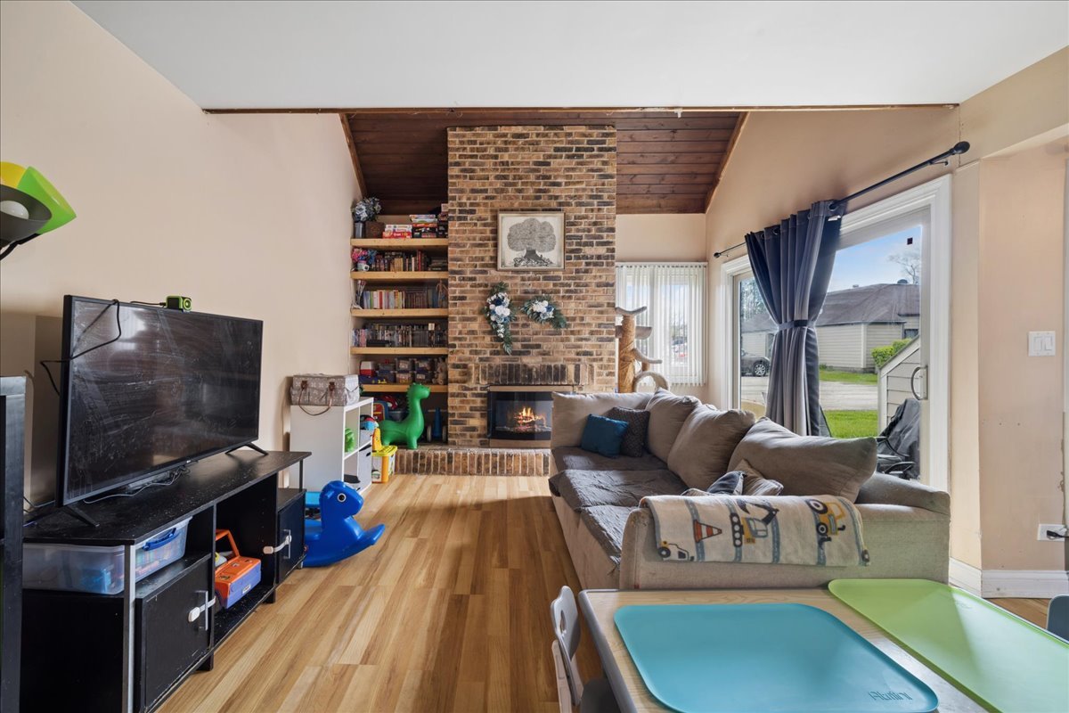 3309 Beacon Street #62, North Chicago, IL 60064