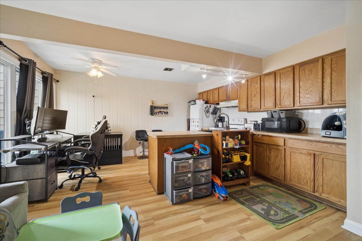 3309 Beacon Street #62, North Chicago, IL 60064