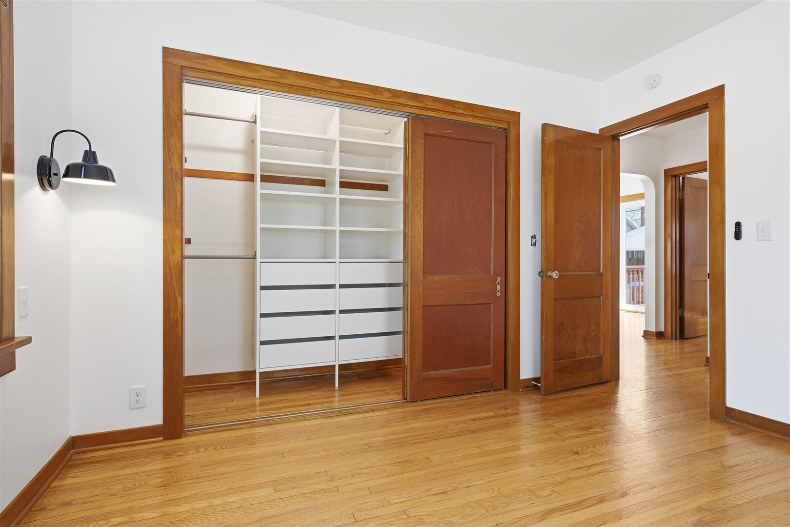 516 McGregor Street, Bloomington, IL 61701