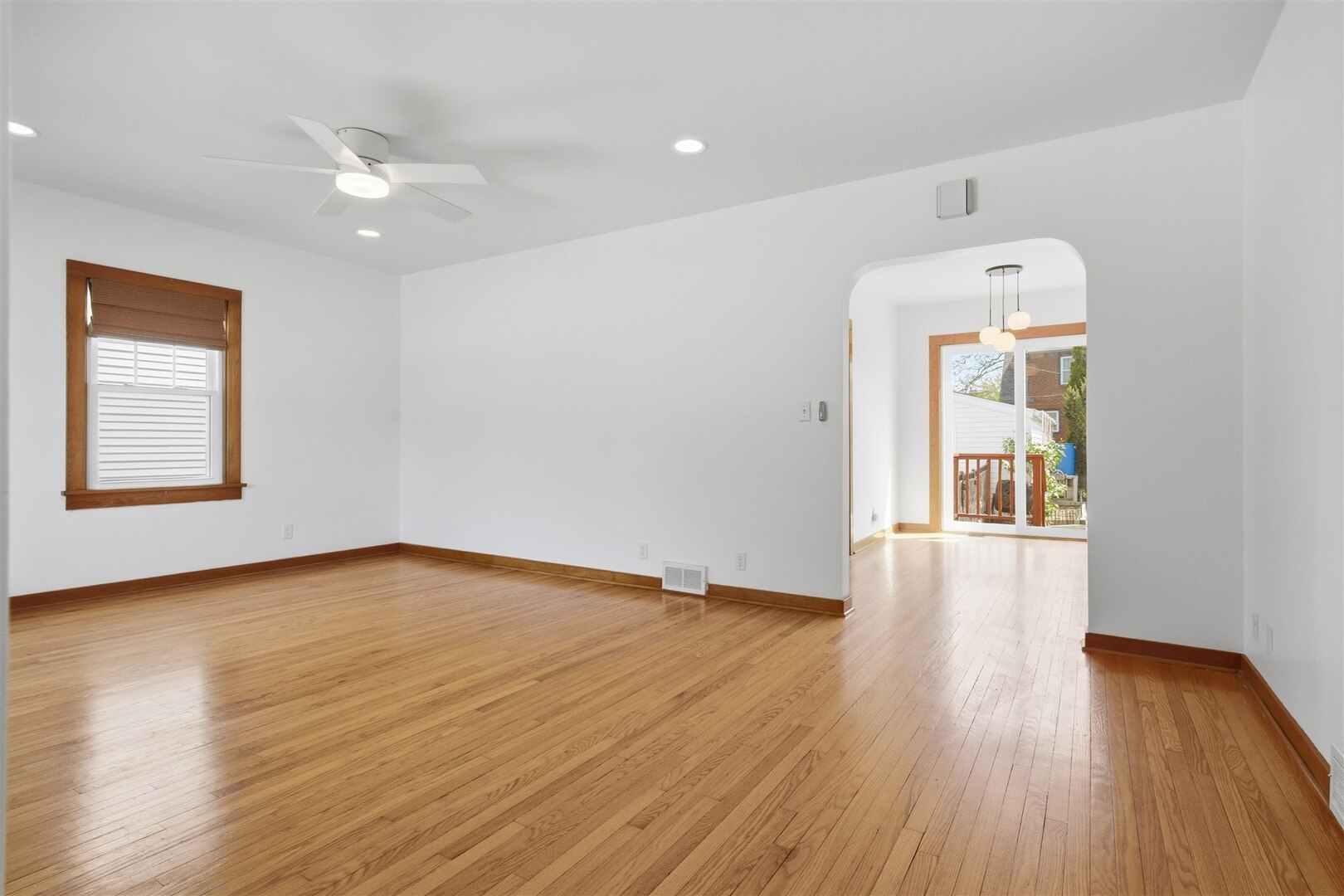 516 McGregor Street, Bloomington, IL 61701