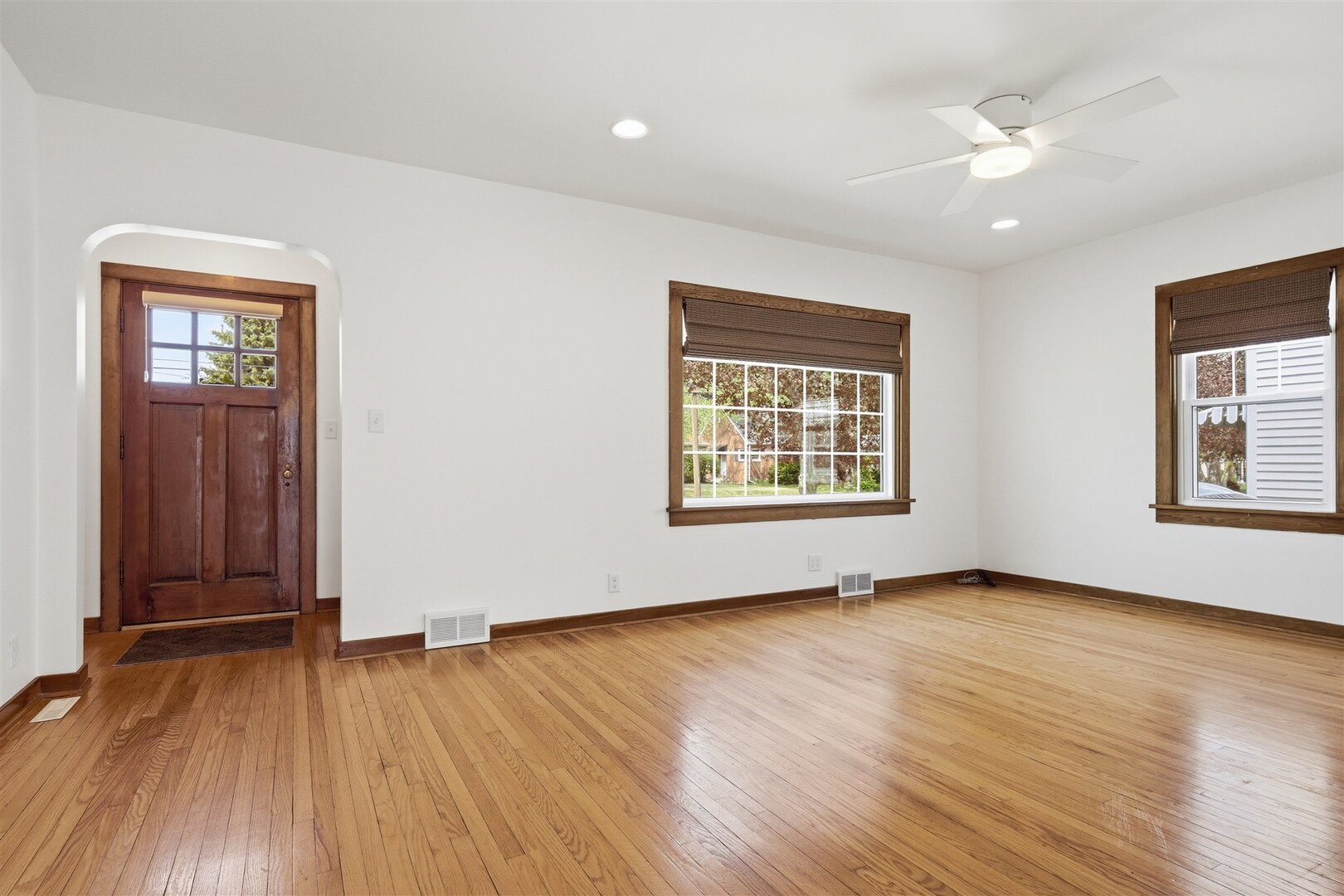 516 McGregor Street, Bloomington, IL 61701