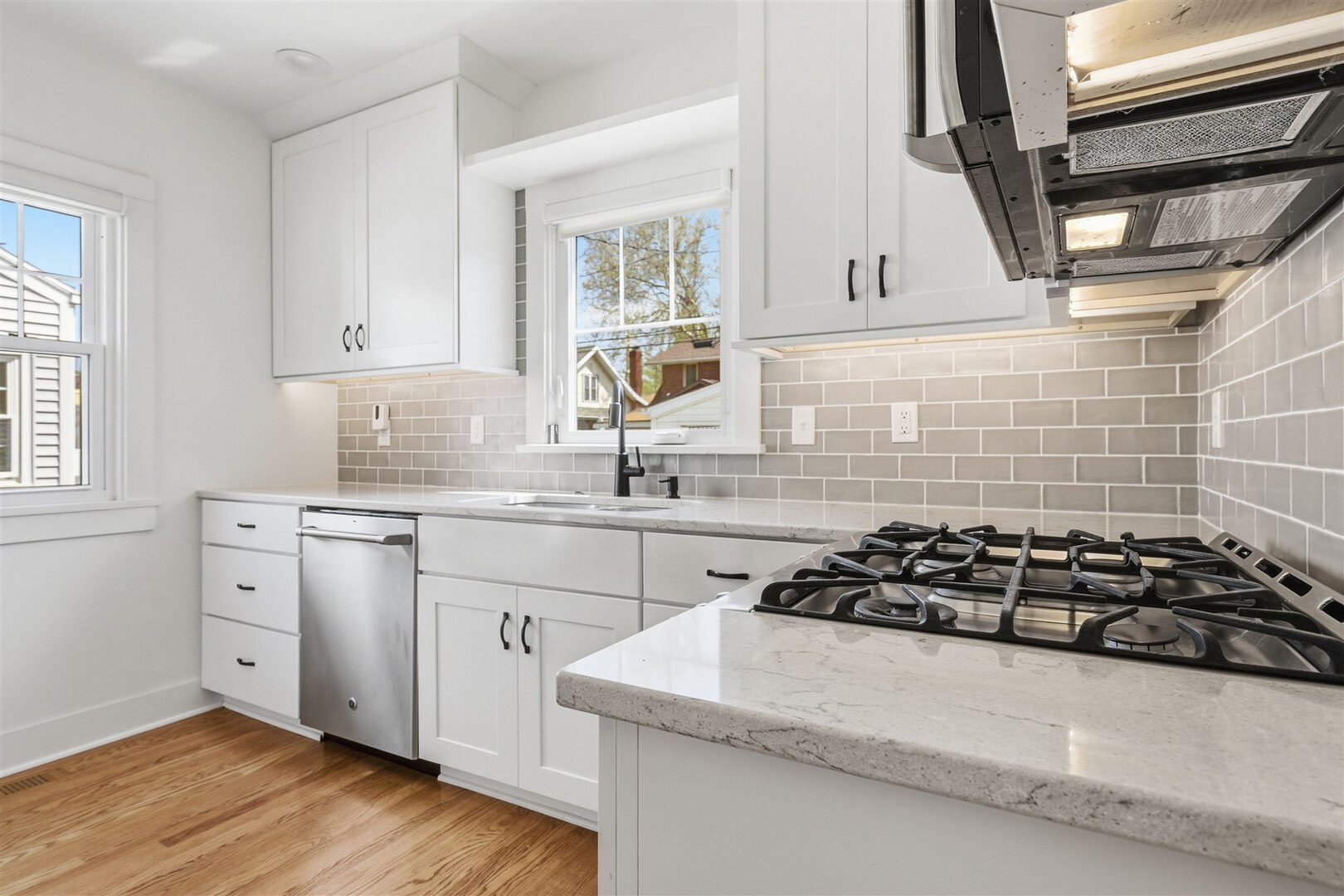 516 McGregor Street, Bloomington, IL 61701