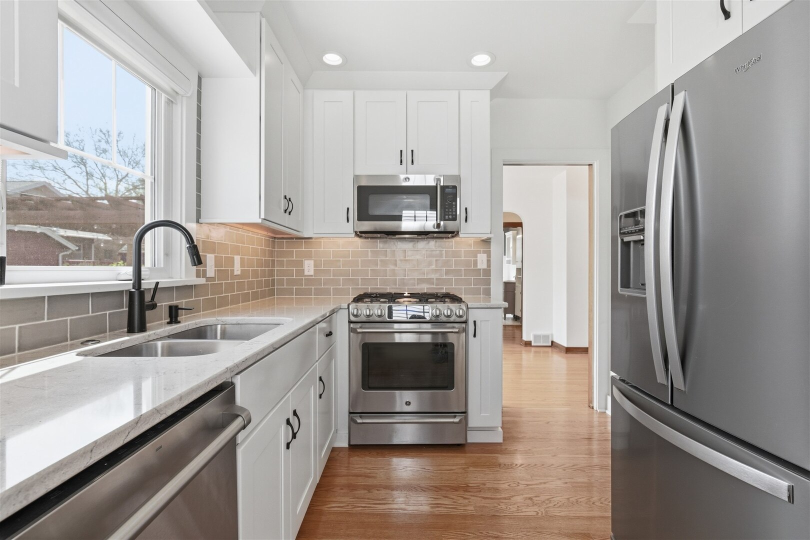 516 McGregor Street, Bloomington, IL 61701