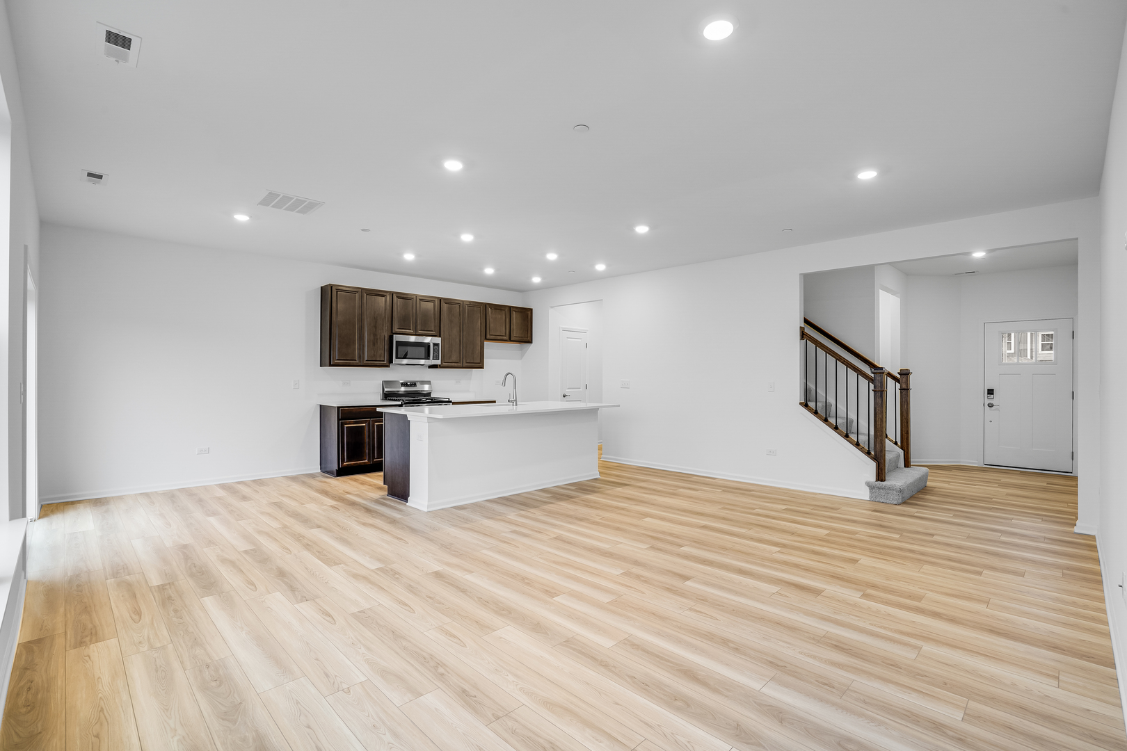 1015 Shagbark Lane, West Dundee, IL 60118