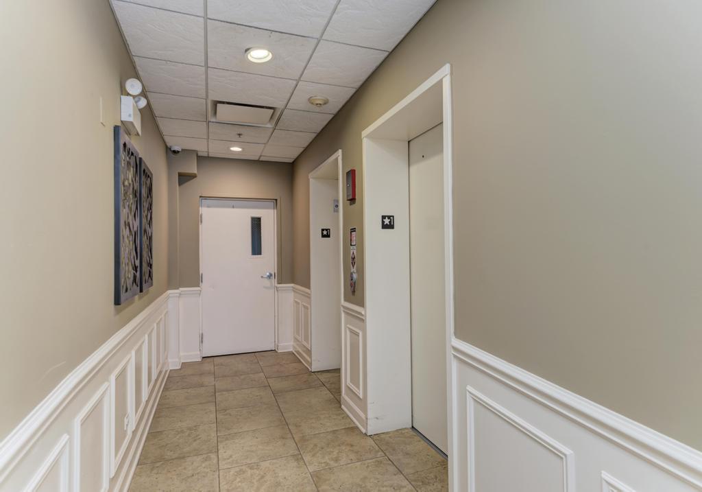 799 Graceland Avenue #506A, Des Plaines, IL 60016