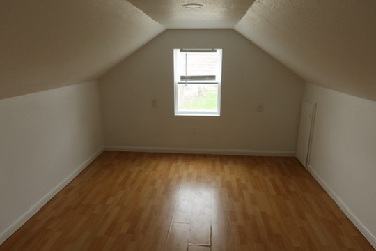 2003 Nebraska Road, Rockford, IL 61108