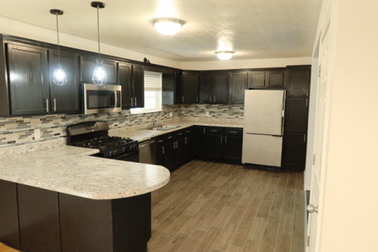 2003 Nebraska Road, Rockford, IL 61108