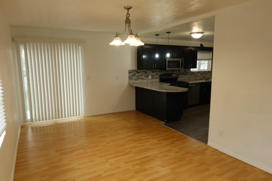 2003 Nebraska Road, Rockford, IL 61108