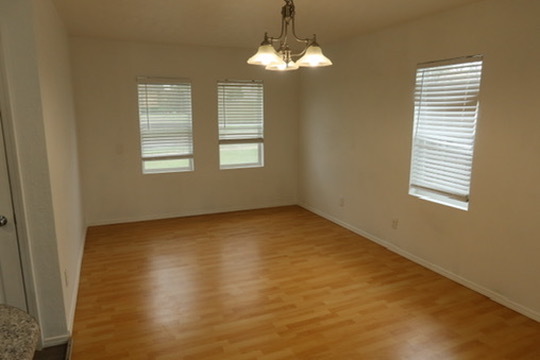 2003 Nebraska Road, Rockford, IL 61108