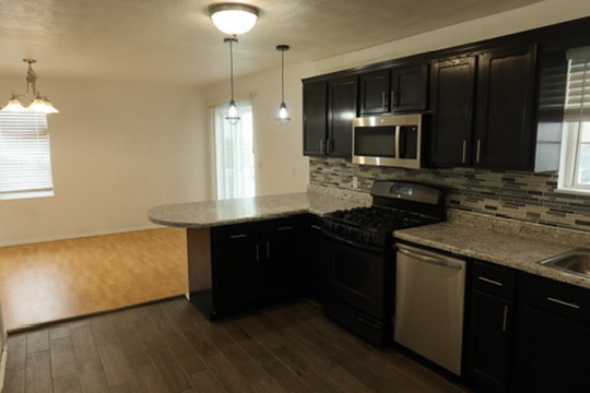 2003 Nebraska Road, Rockford, IL 61108