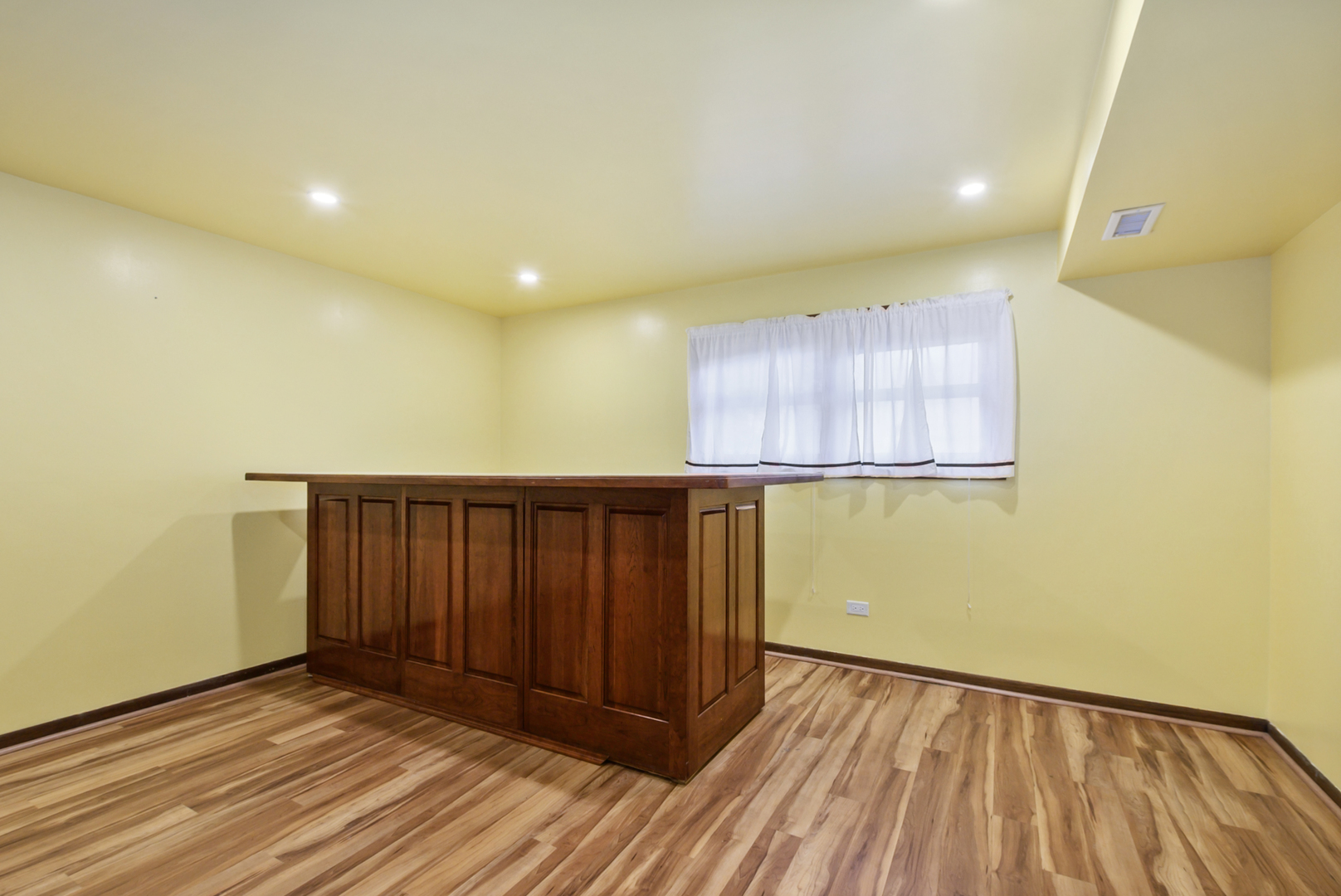 18031 65th Avenue, Tinley Park, IL 60477