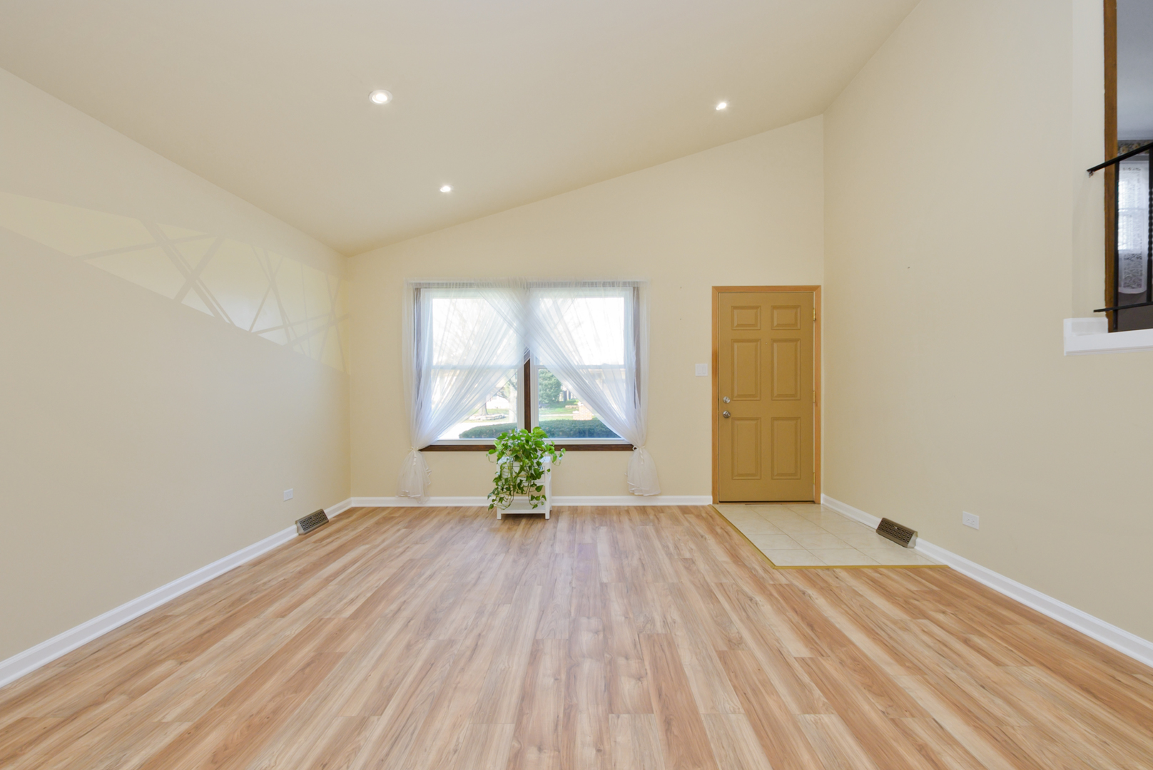 18031 65th Avenue, Tinley Park, IL 60477