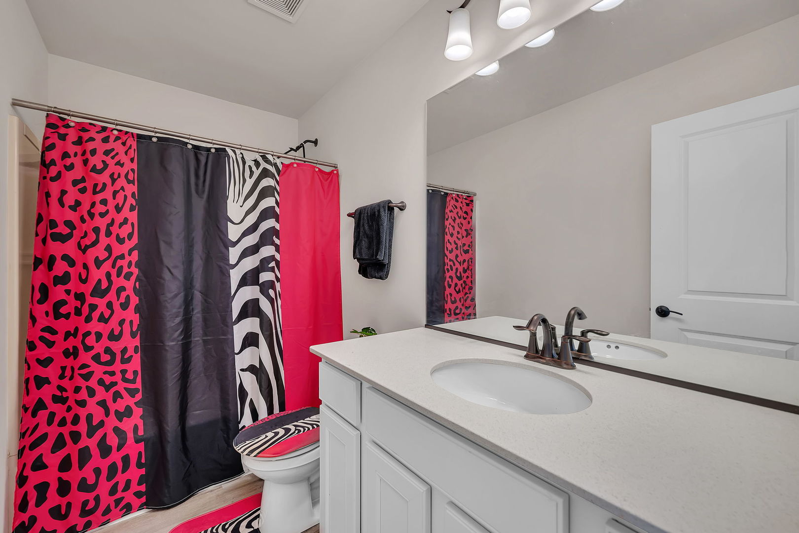 13008 Timber Wood Circle, Plainfield, IL 60585