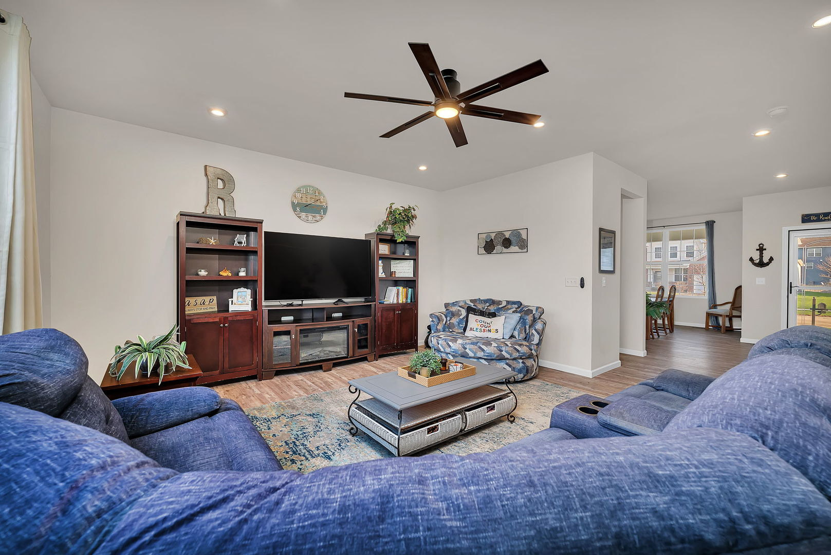 13008 Timber Wood Circle, Plainfield, IL 60585