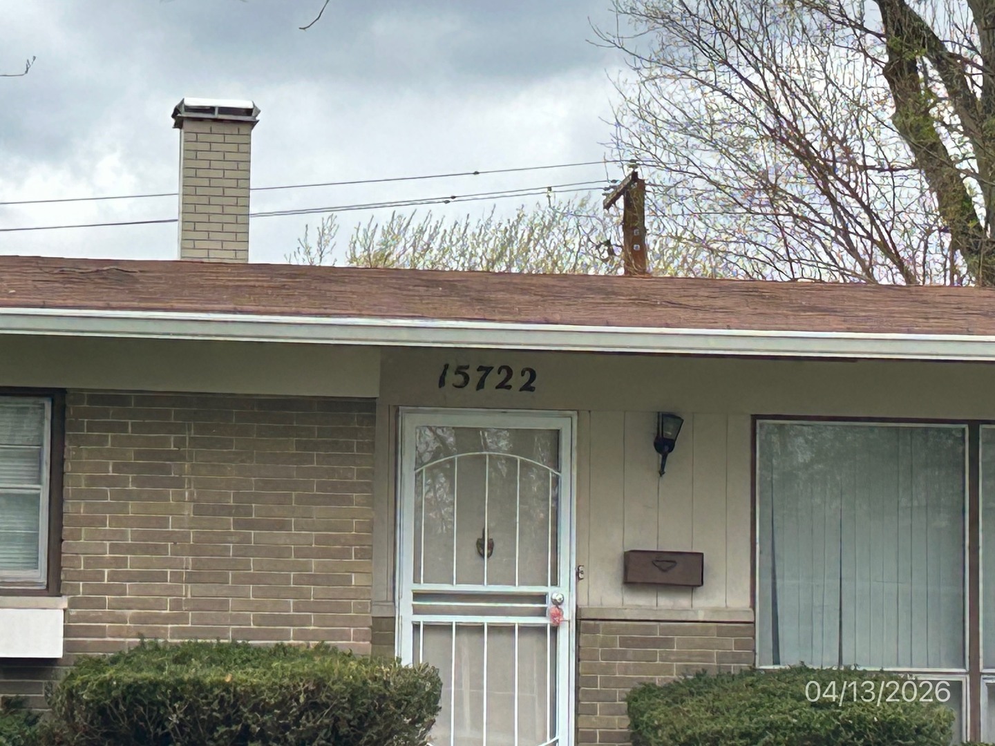 15722 Woodlawn East Avenue, South Holland, IL 60473