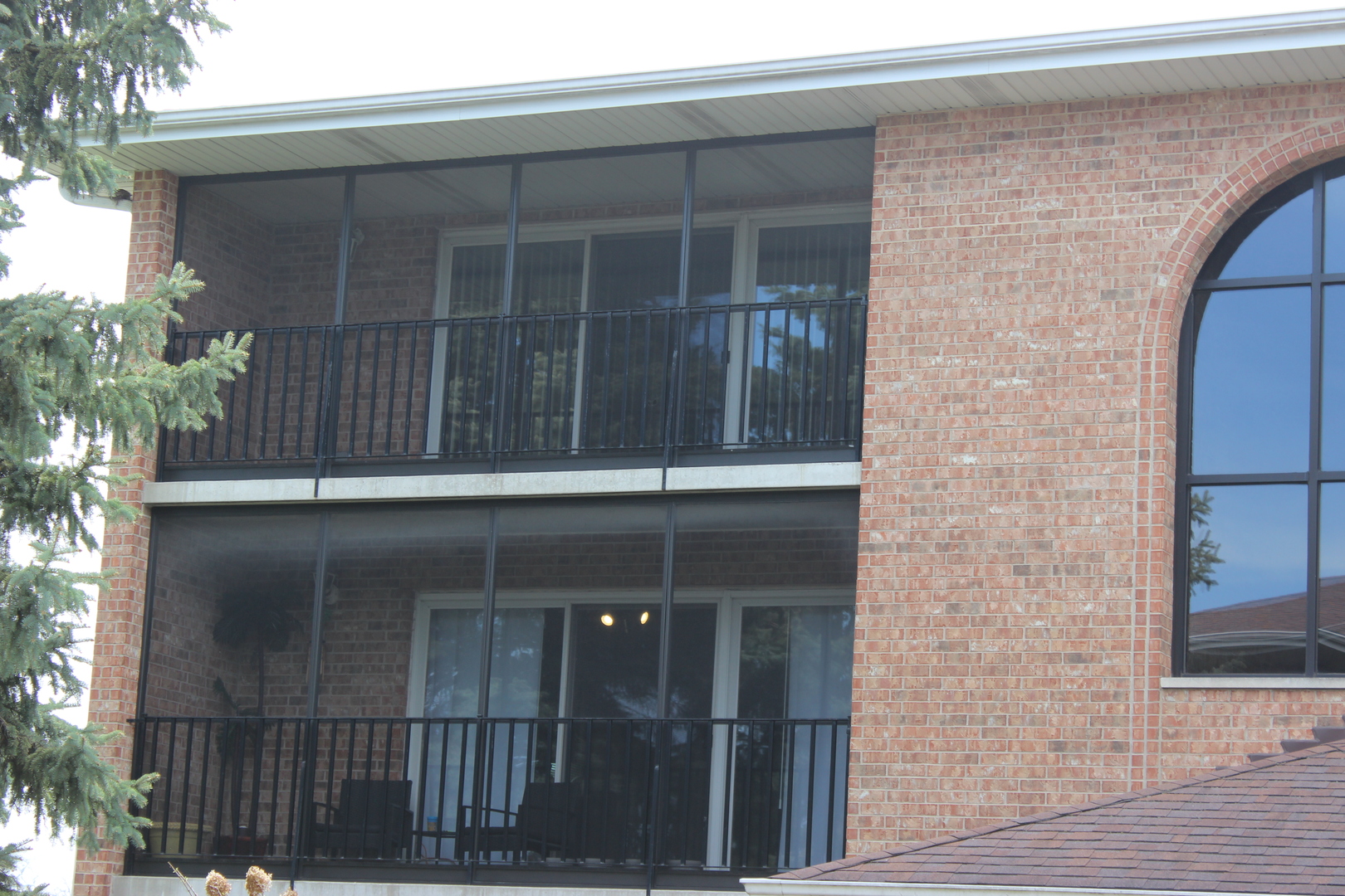 4943 E CIRCLE Drive #305, Crestwood, IL 60418