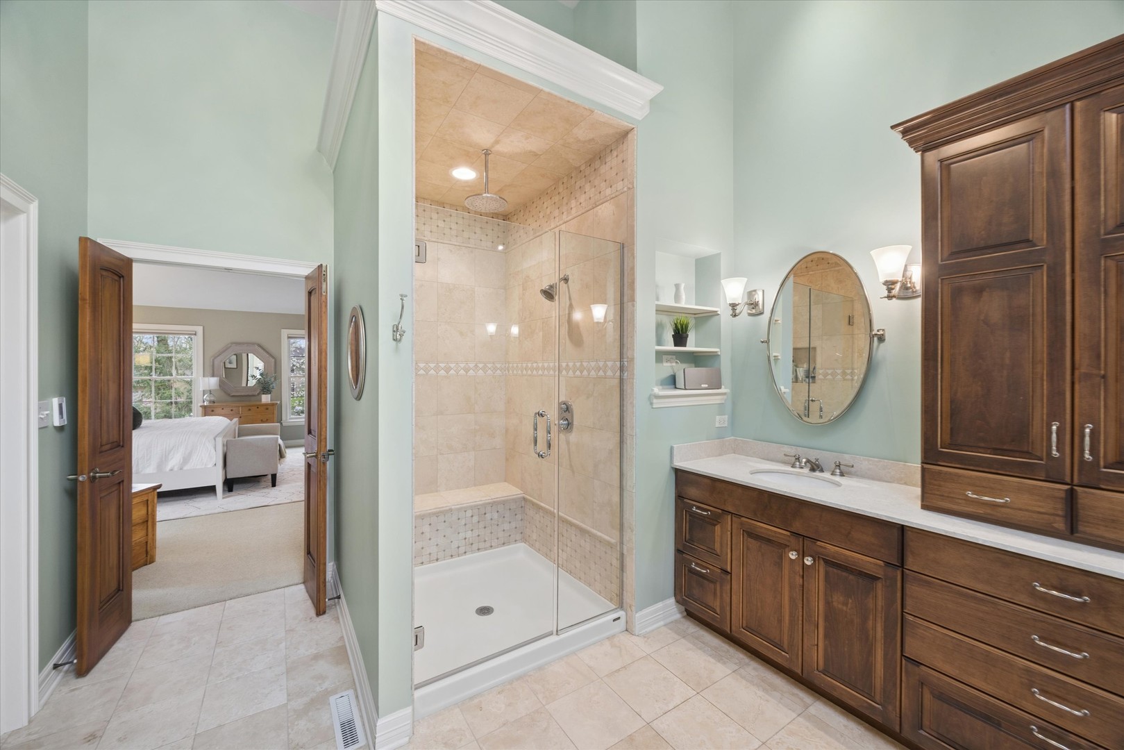 504 Pin Oak Court, St. Charles, IL 60174