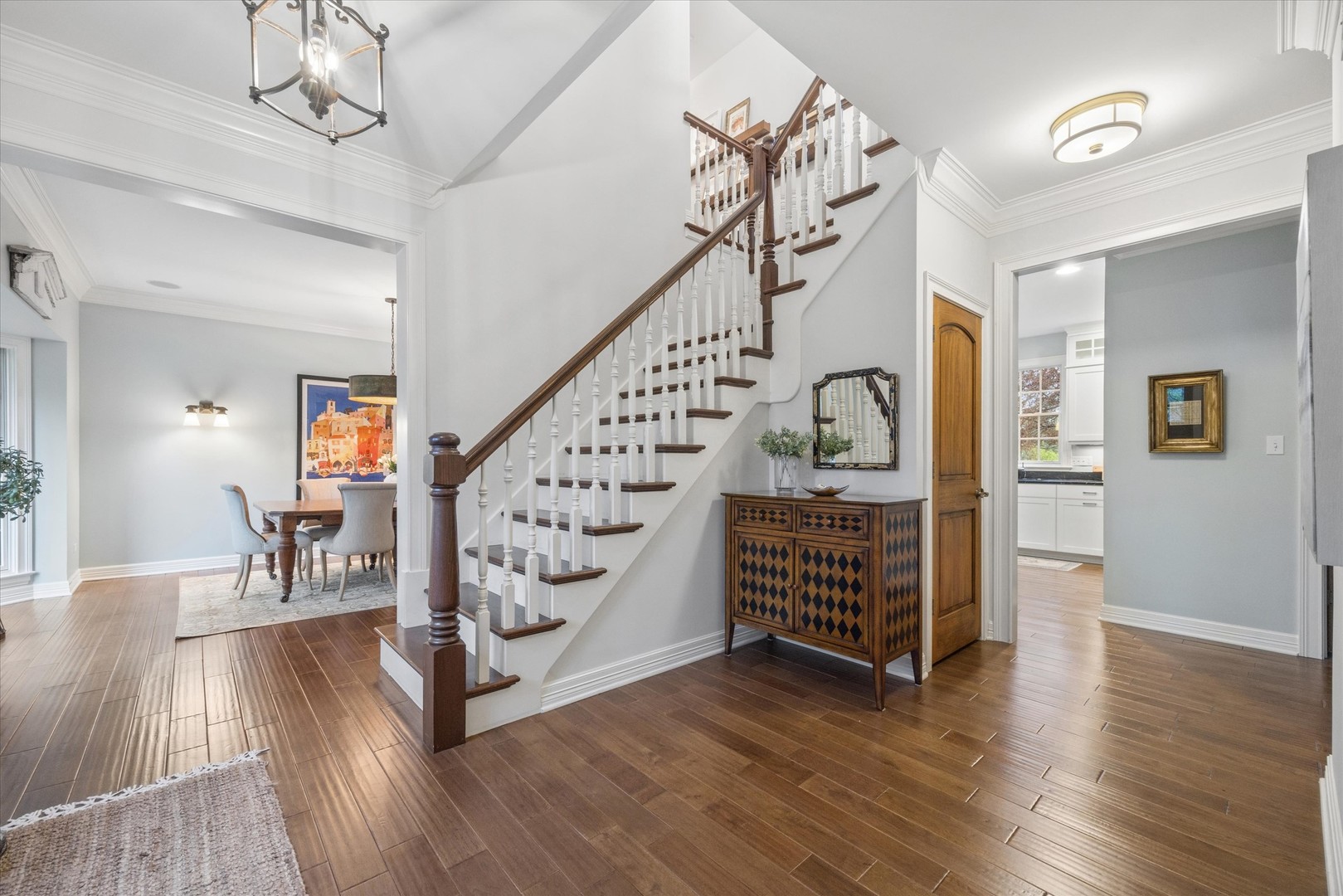 504 Pin Oak Court, St. Charles, IL 60174