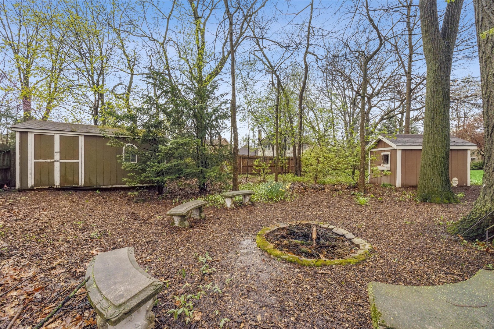 504 Pin Oak Court, St. Charles, IL 60174