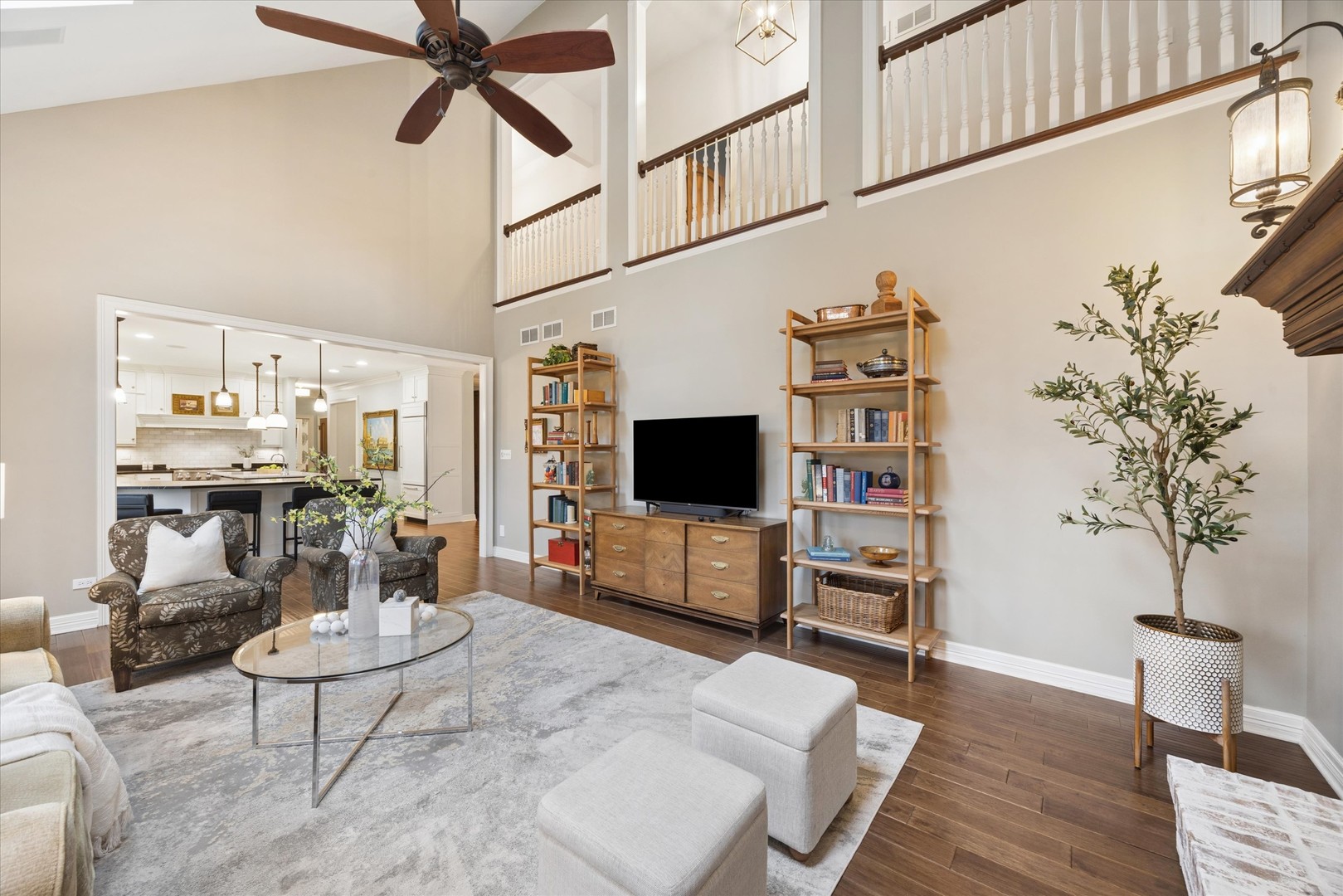 504 Pin Oak Court, St. Charles, IL 60174