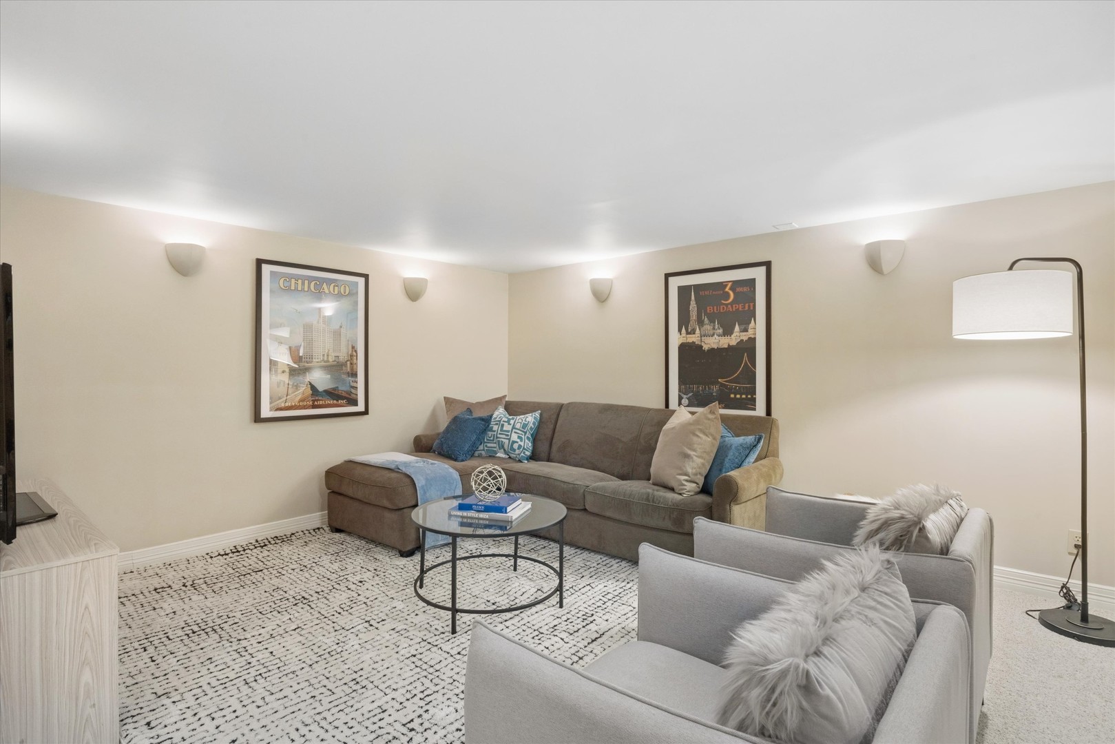 504 Pin Oak Court, St. Charles, IL 60174