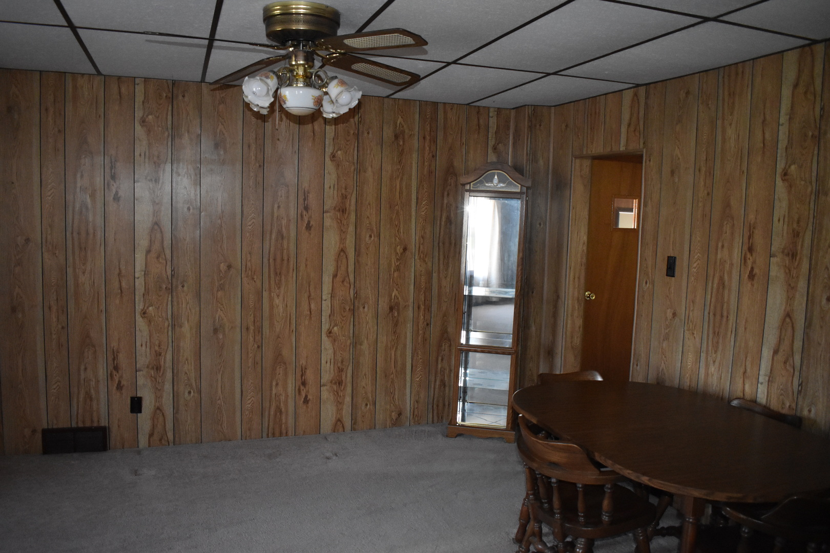 208 S Jefferson Street, Flanagan, IL 61740