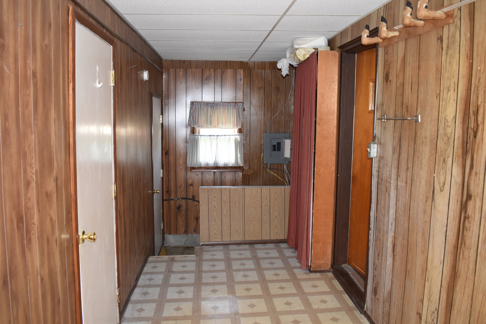 208 S Jefferson Street, Flanagan, IL 61740