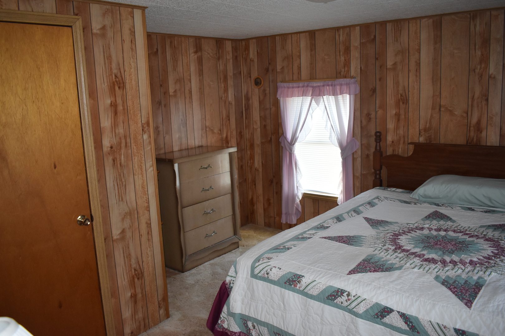 208 S Jefferson Street, Flanagan, IL 61740