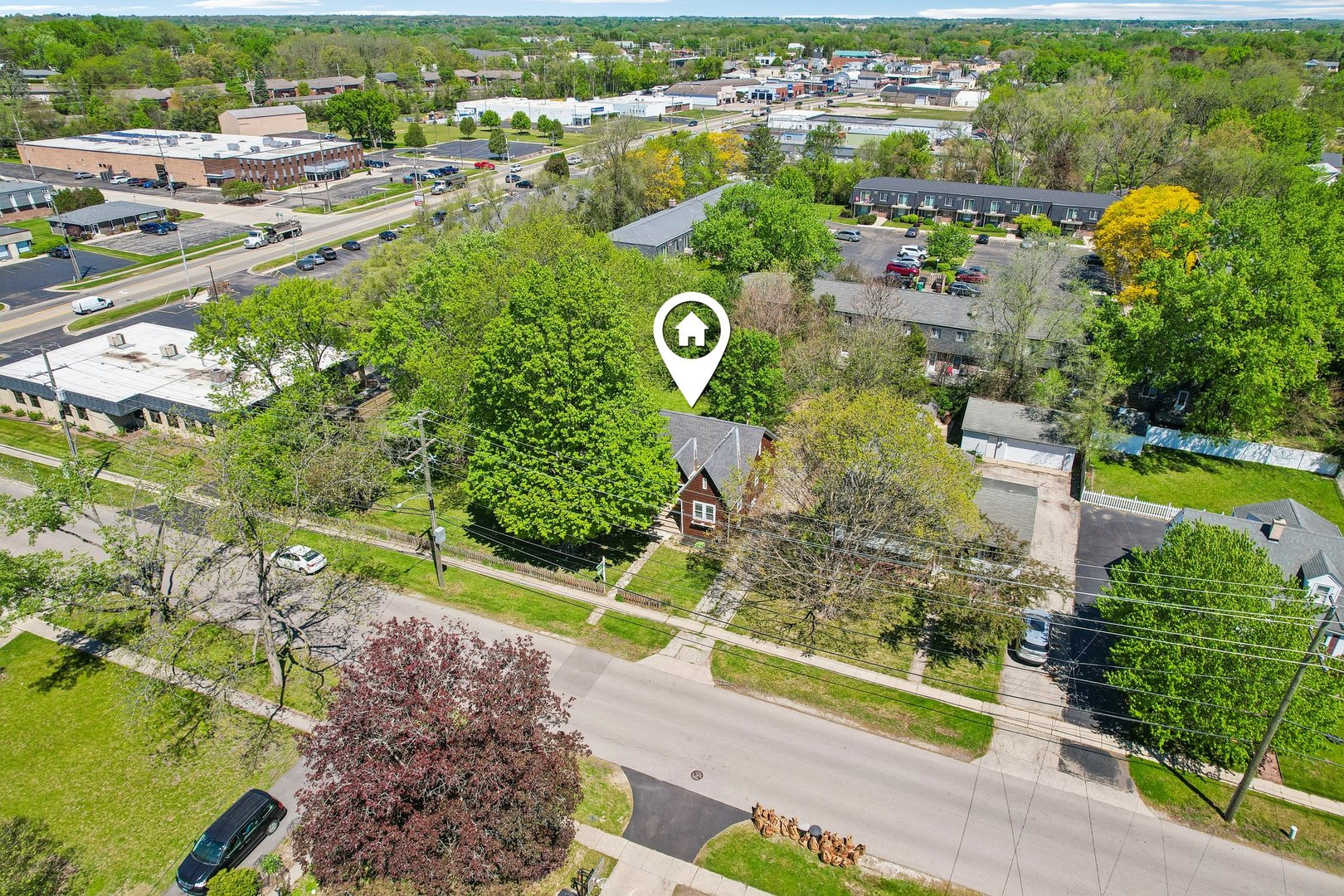 3908 W Kane Avenue, McHenry, IL 60050